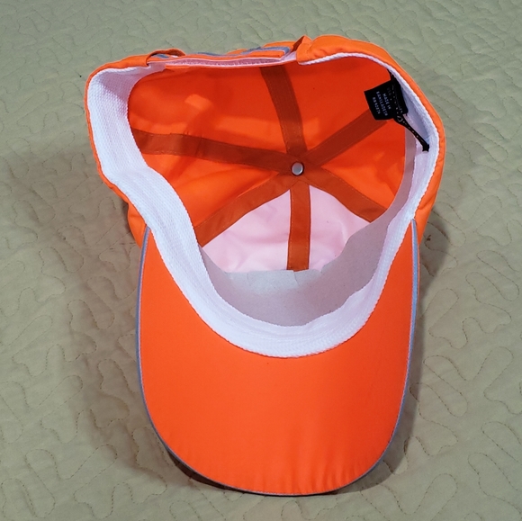 Port Authority Hi Vis strapback hat - Picture 6 of 7
